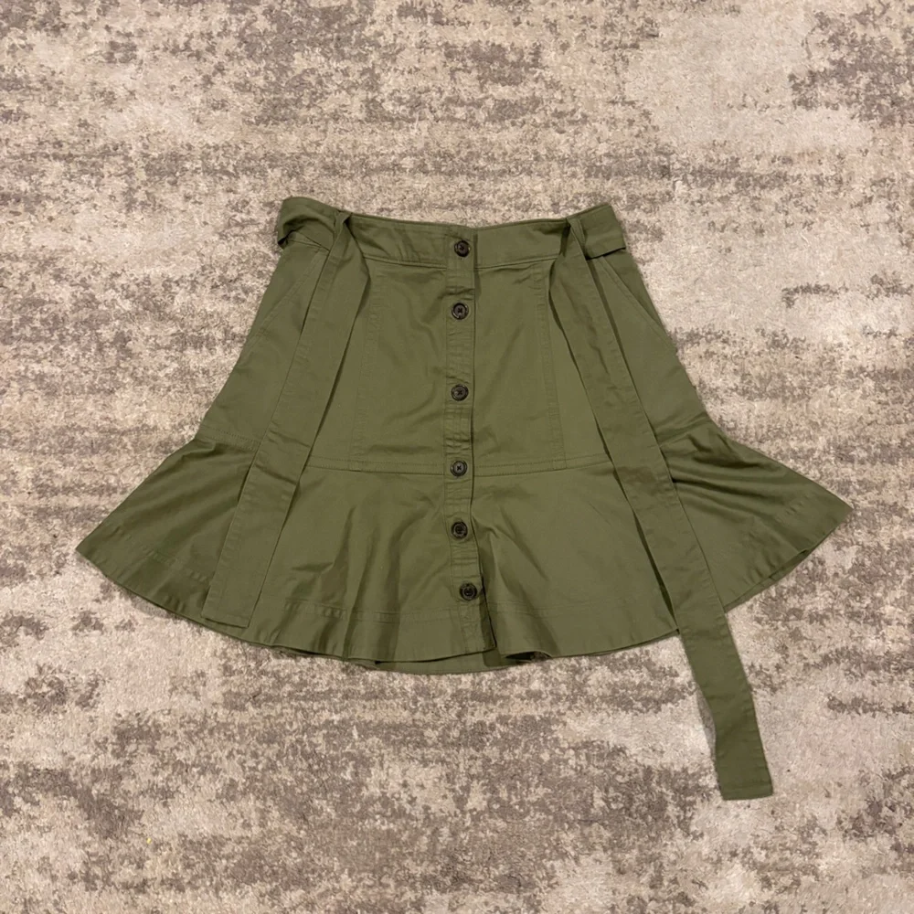 NWT Banana Republic Tie Waist Green Womens Button Up Ruffled Skirt